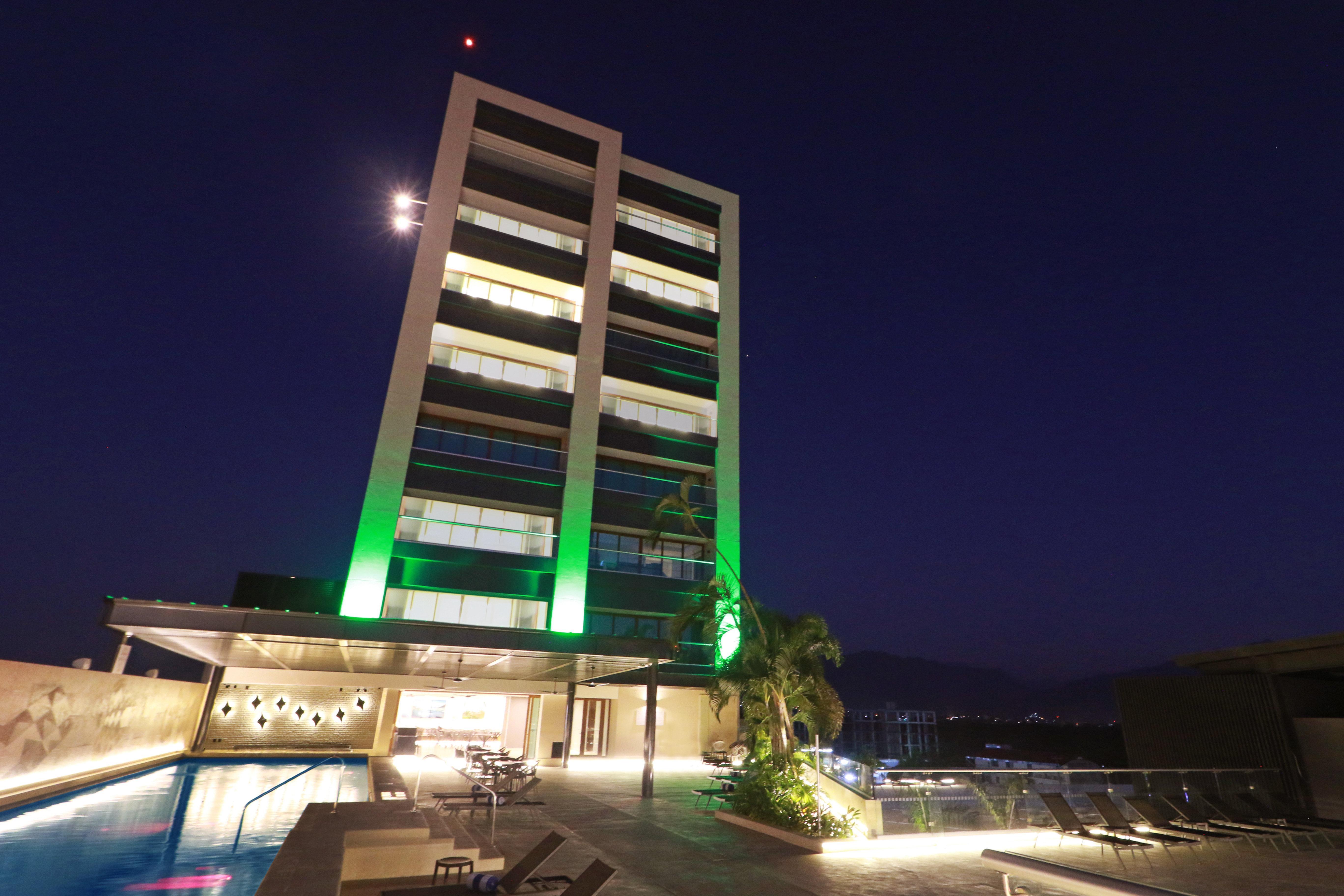 Holiday Inn & Suites - Puerto Vallarta Marina & Golf By Ihg Exteriér fotografie